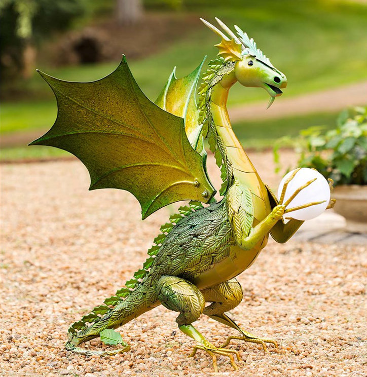 Garten Living Statue Drachen mit Sonnenkugel Wayfair.de